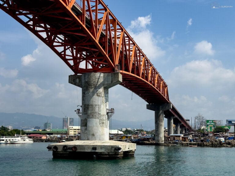 The newly painted Osmeña Bridge connecting Cebu City with Mactan.