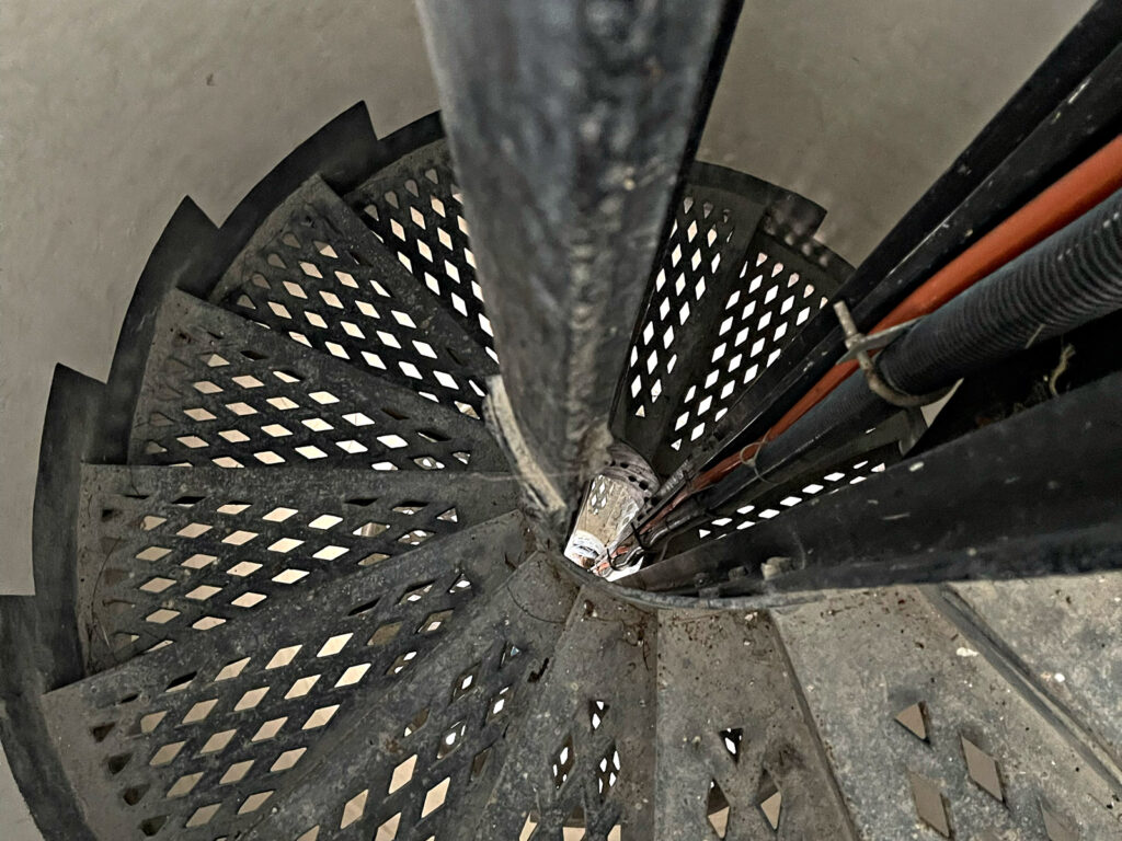 You can ask the lighthouse keeper to enter the lighthouse inside Parola sa Liloan, but the stairs are pretty rusty, so you must be careful.