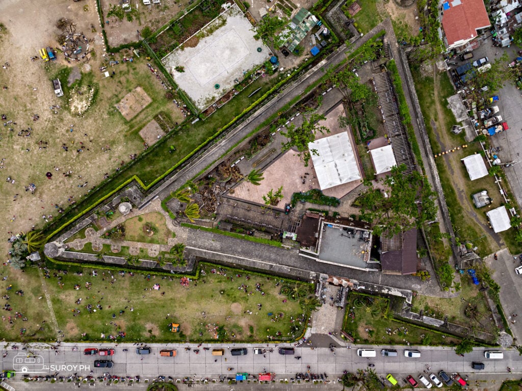 A bird's eye view of Fort San Pedro inside Plaza Independencia. The sides of the fort is unequal in length and the entrance is facing the city. 