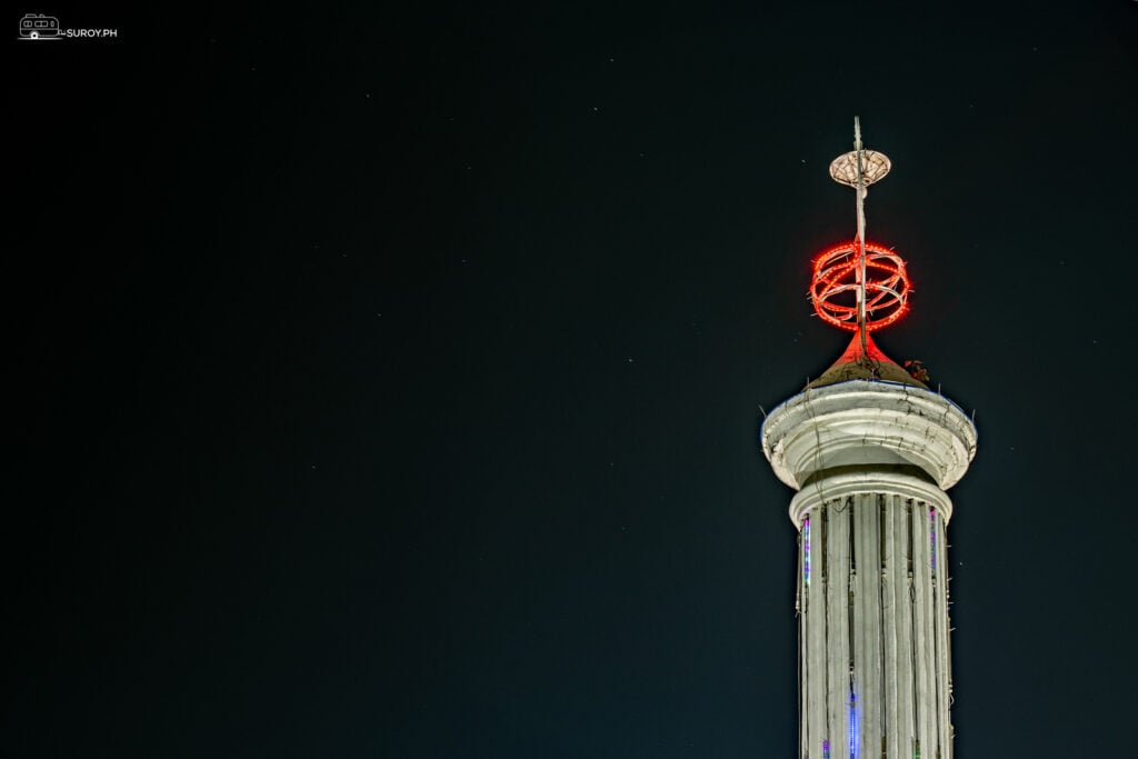 Close up look at the towering beauty of the Legazpi Monument in Plaza Independencia. 