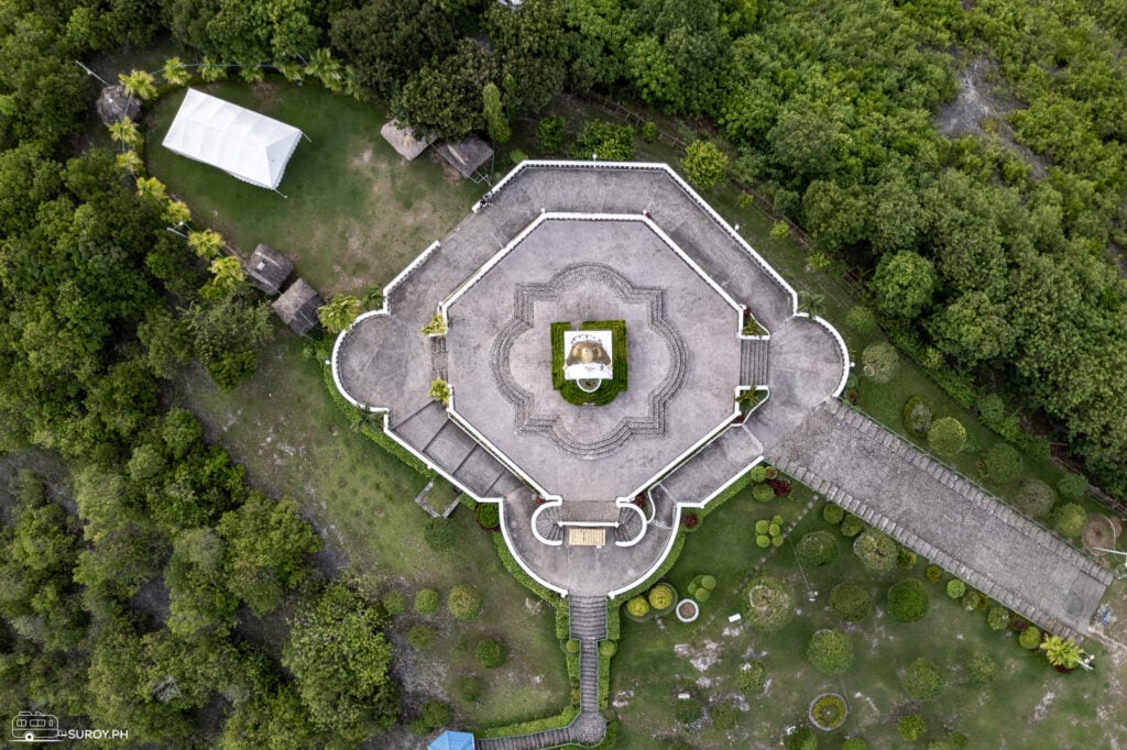 A bird's eye view of Q Park Compostela. The statue of the Blessed Virgin Mary faces the sea.