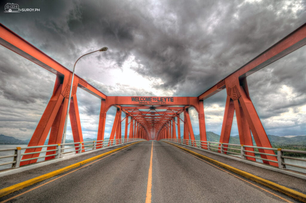 The bridge connects the provinces of Samar and Leyte. 