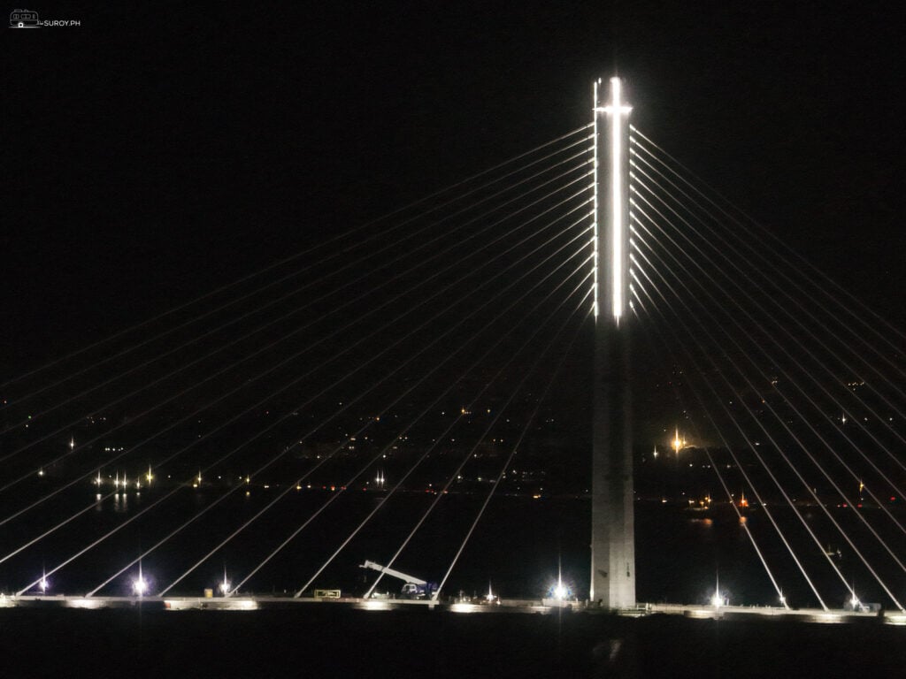 The cross in the bridge was lit up in celebration of the 500th anniversary of Christianity in the Philippines.