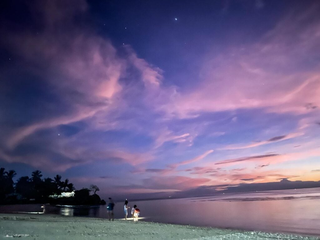 Stunning sunset at Maravilla White Sand Beach.