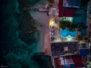 Cabana Beach Club Resort in Panagsama is one of the places where you can enjoy the beautiful ambiance while having some ice-cold beer.