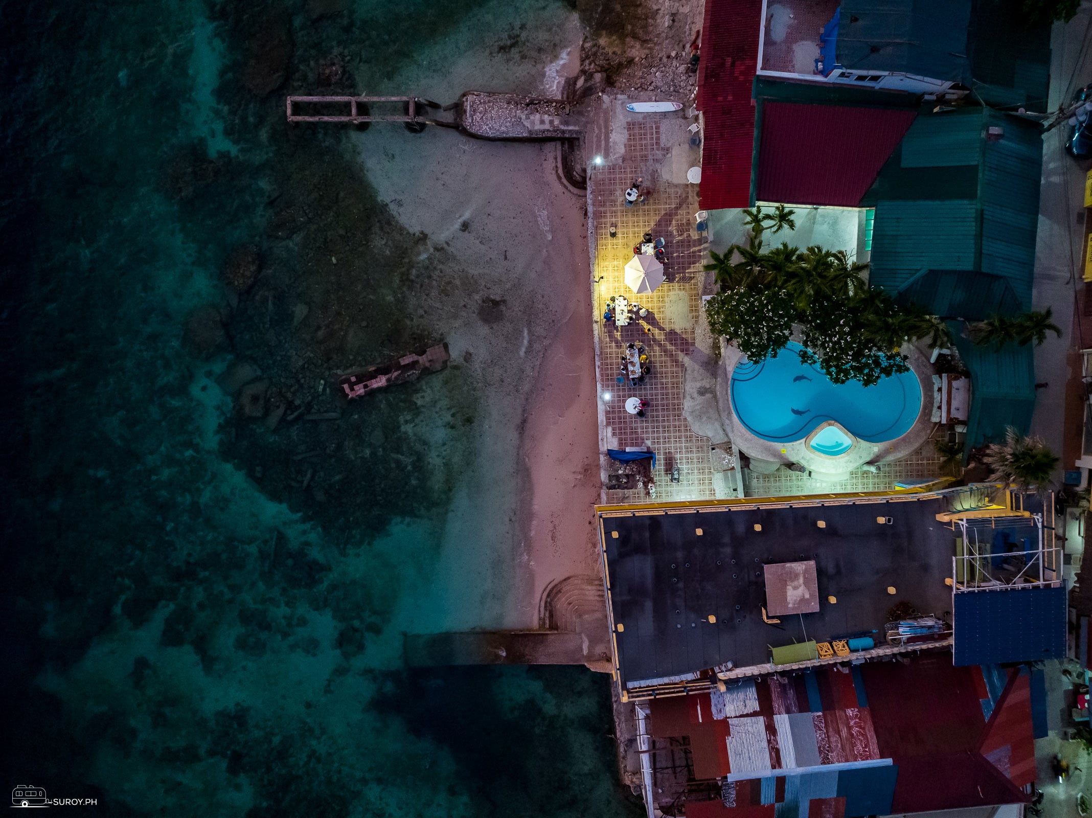 Best Beachfront Hotels in Moalboal: Panagsama vs Basdaku