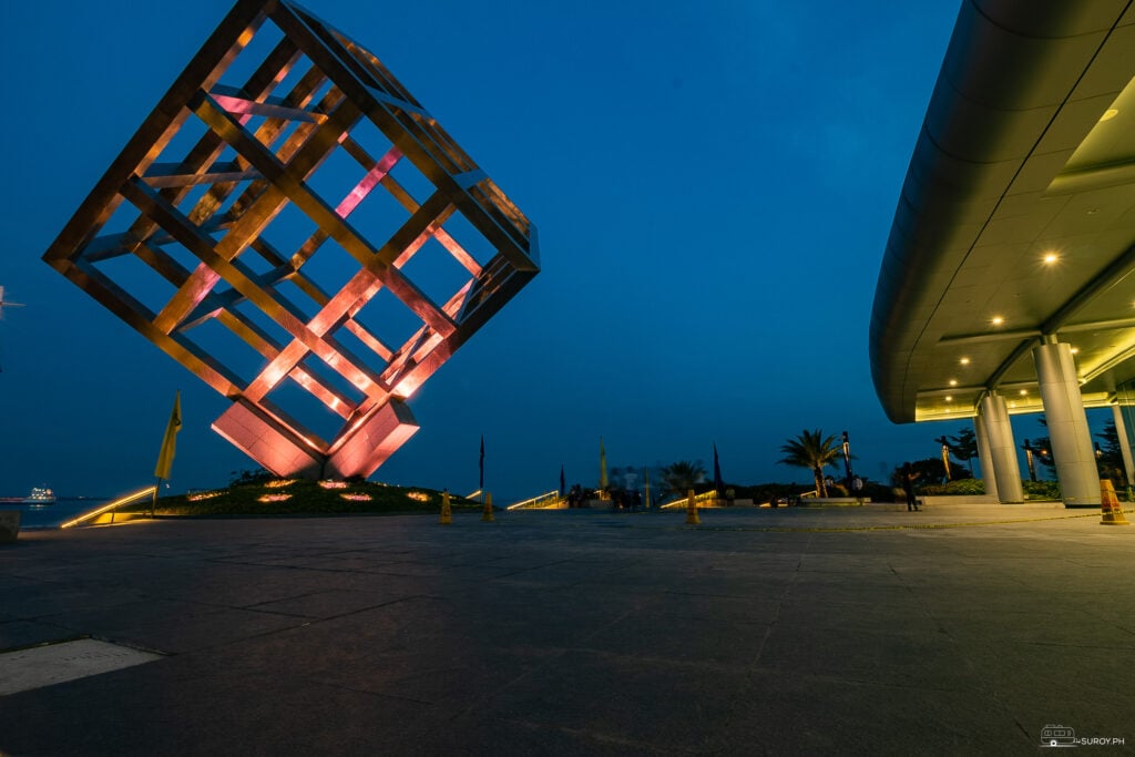 The iconic SM Seaside's Cube at night.