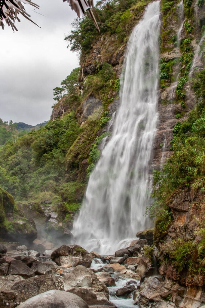 The Bomod-Ok Falls in all its majestic beauty.