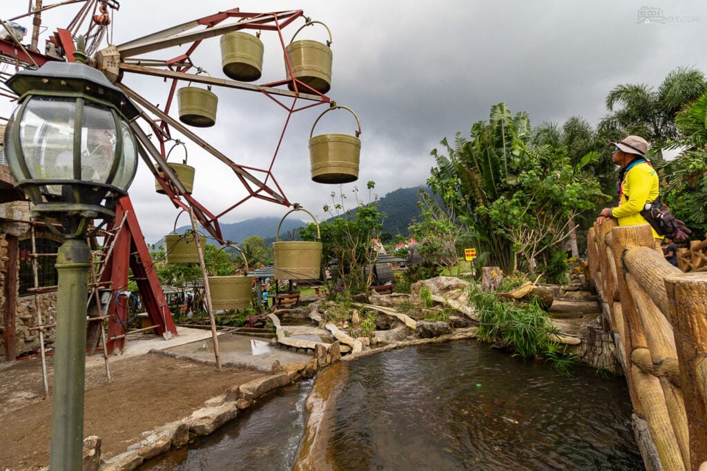 Ferris Wheel: Take a nostalgic ride on the vintage Ferris Wheel and enjoy the serene surroundings from above.