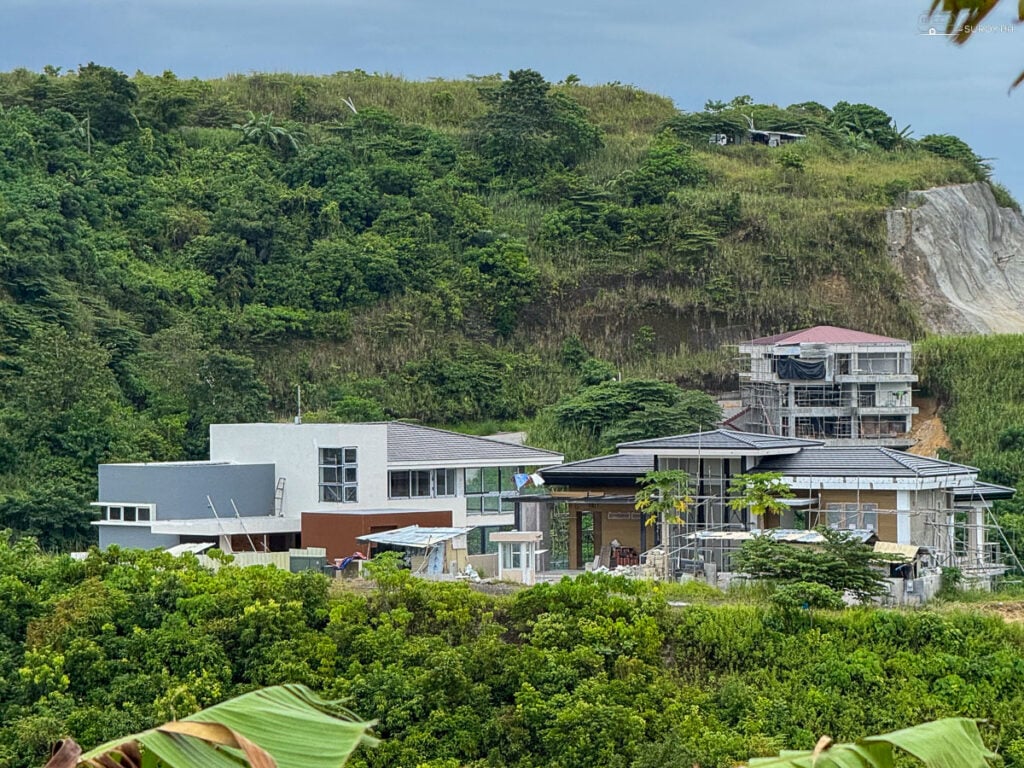 A view of Monterazzas, which can be seen from Starbuk’s Kapehan, offering a peaceful escape from the city.