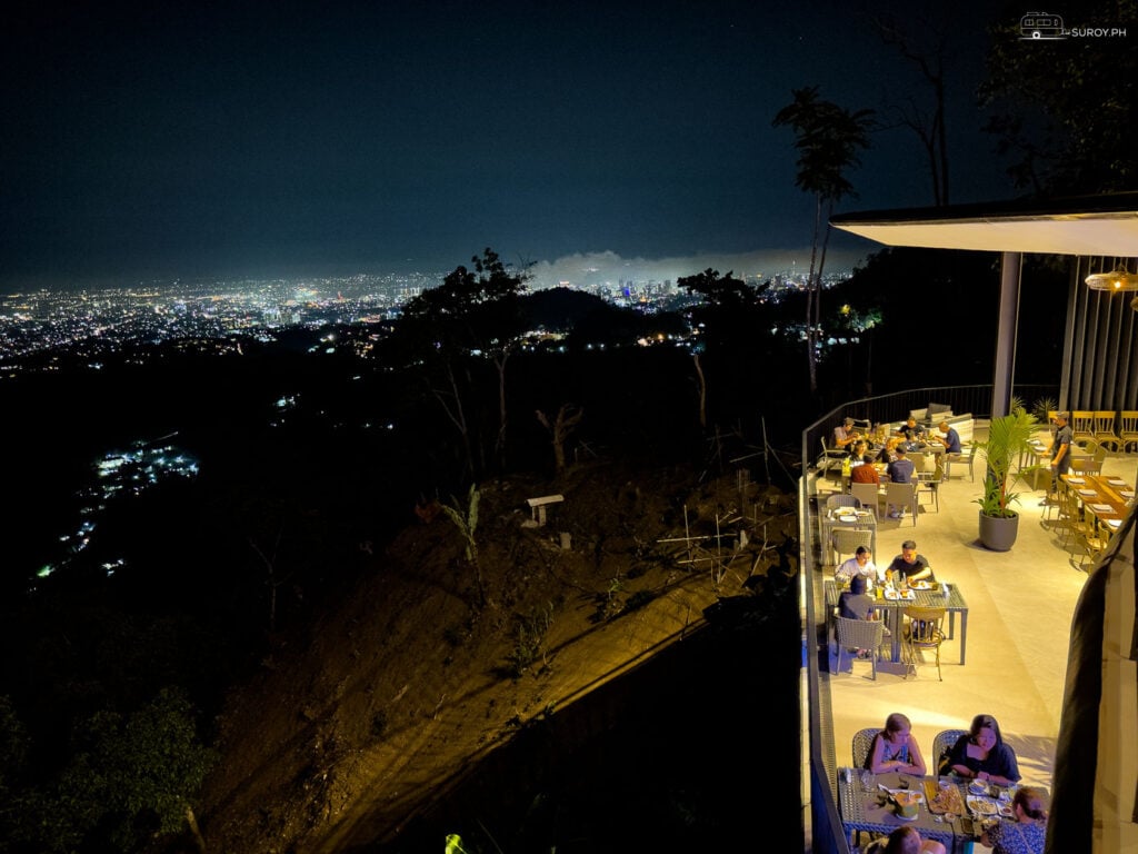 Savor every bite while overlooking the breathtaking night view at The Cliff – a dining experience like no other.