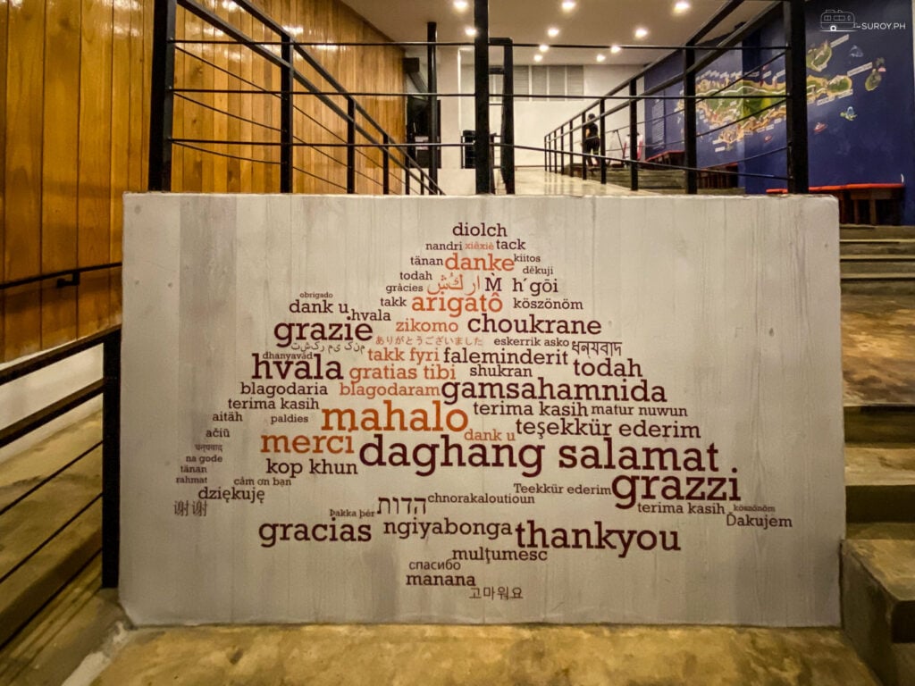 A warm thank you in multiple languages greets you at the entrance, making everyone feel welcome.