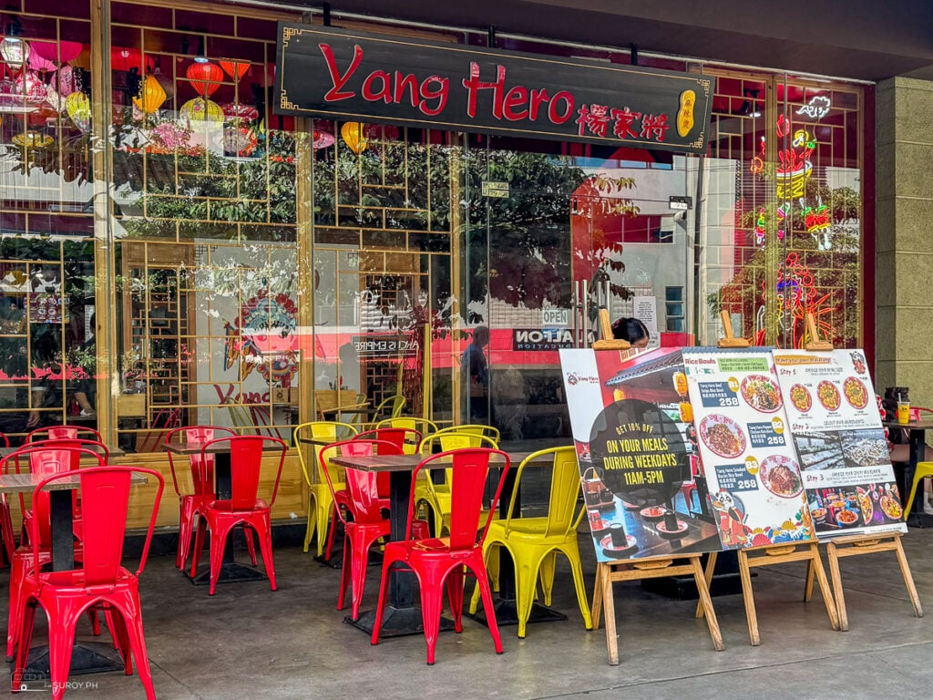 The inviting exterior of Yang Hero Malatang in IT Park, Cebu, welcoming diners with its vibrant colors and enticing menu.