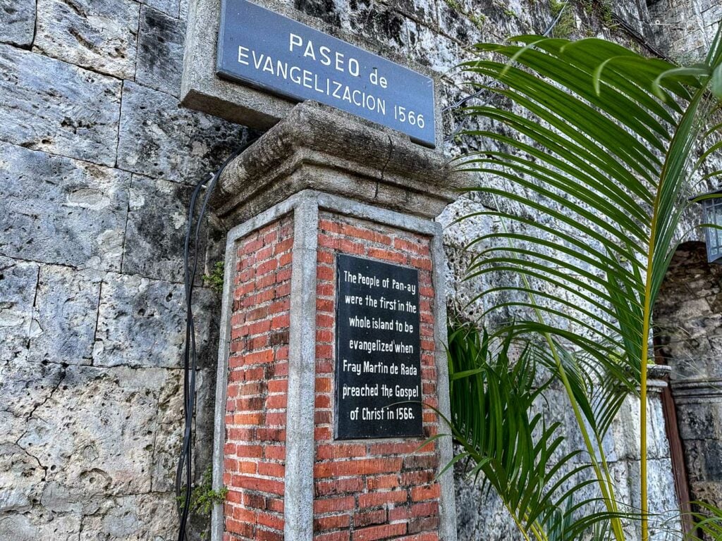 Paseo de Evangelización: Commemorating the first evangelization in Panay in 1566.