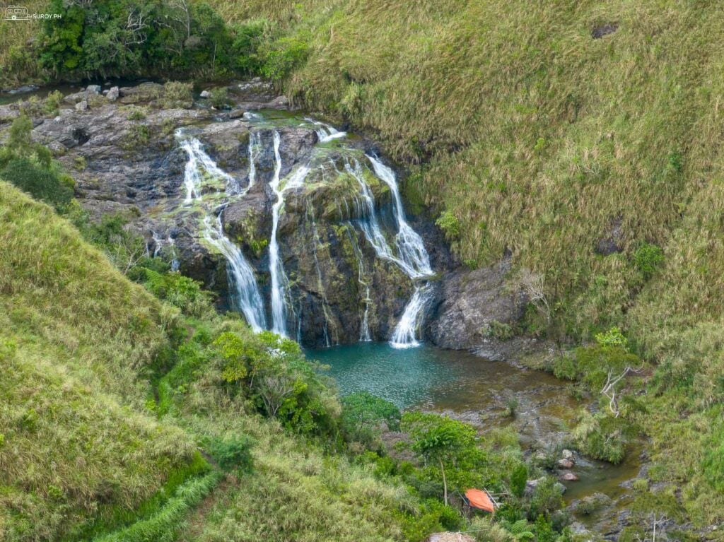 A closer look at Guiritsan Falls in Igbaras and its turquiose blue water.