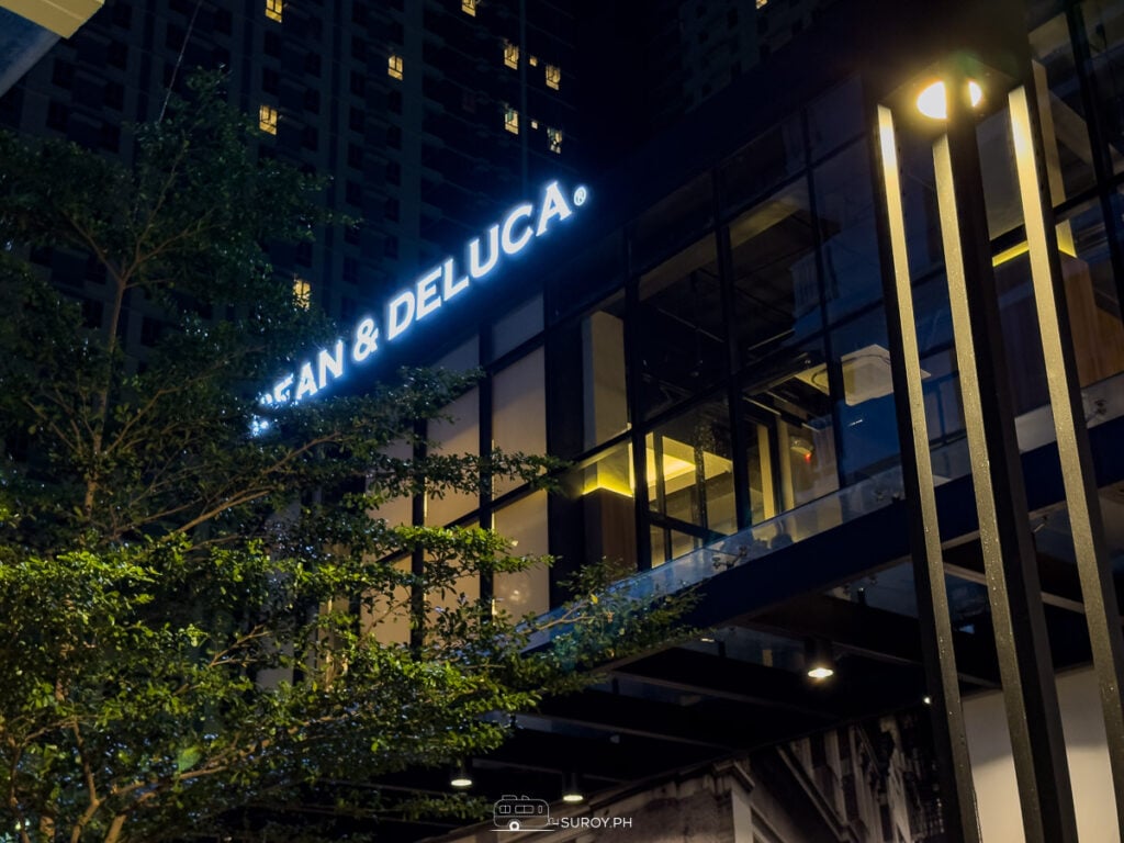 Dean & DeLuca in 38 Park Ave. IT Park, Cebu City.
