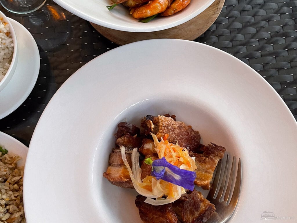 A delightful meal featuring local flavors and fresh ingredients, served at Kandaya Resort’s restaurant—an experience that indulges both your taste buds and senses.