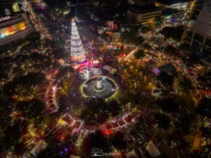 A magical night under the stars. Cebu’s iconic Christmas tree at Fuente Osmeña Circle lights up the city this 2024 with joy, love, and hope for the season.