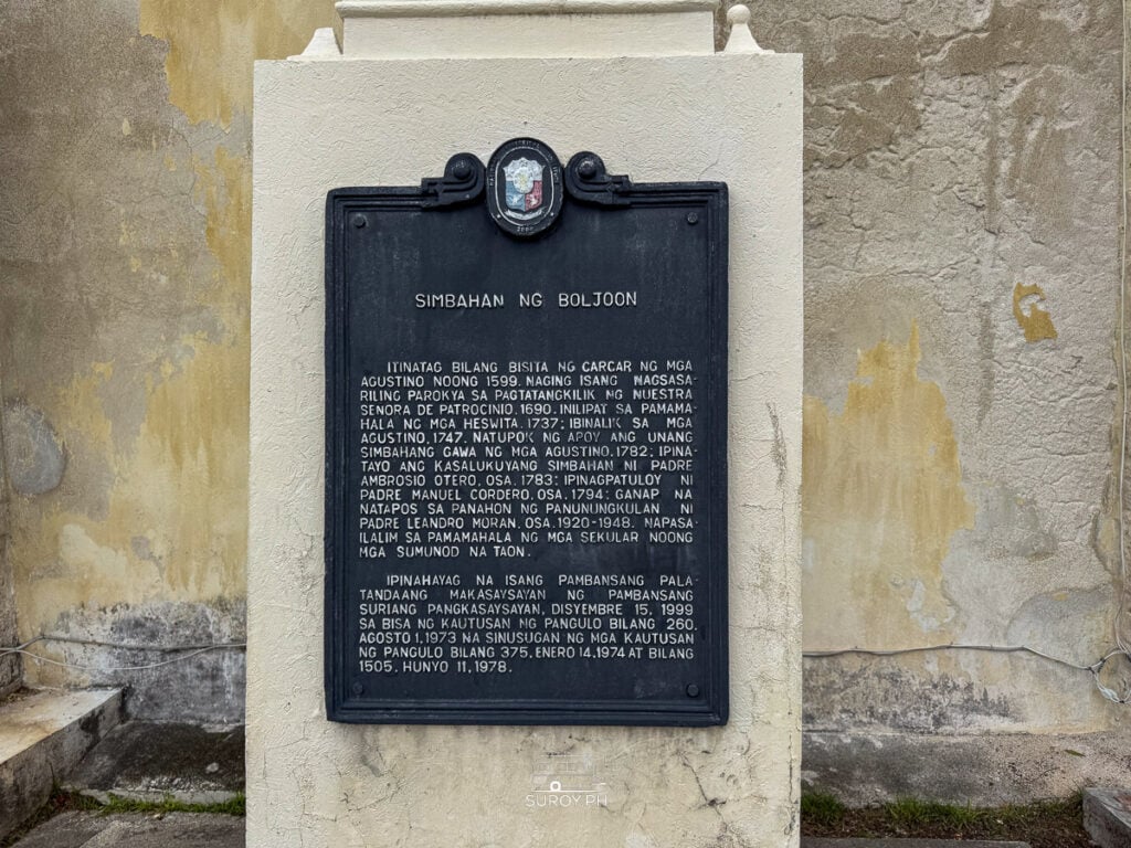 This marker at Patrocinio de Maria Church details the church’s foundation in 1599, its evolution under various religious orders, and its declaration as a National Historical Landmark.