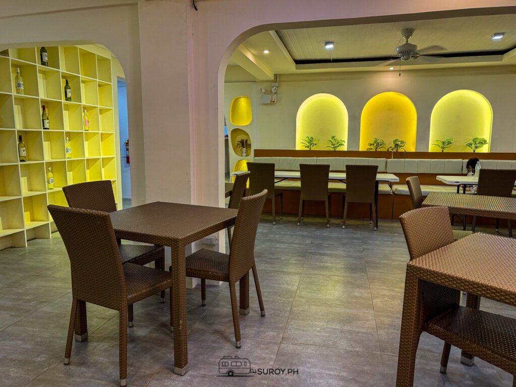 Minimalist and cozy—Florentino’s interior combines modern elegance with a welcoming vibe.