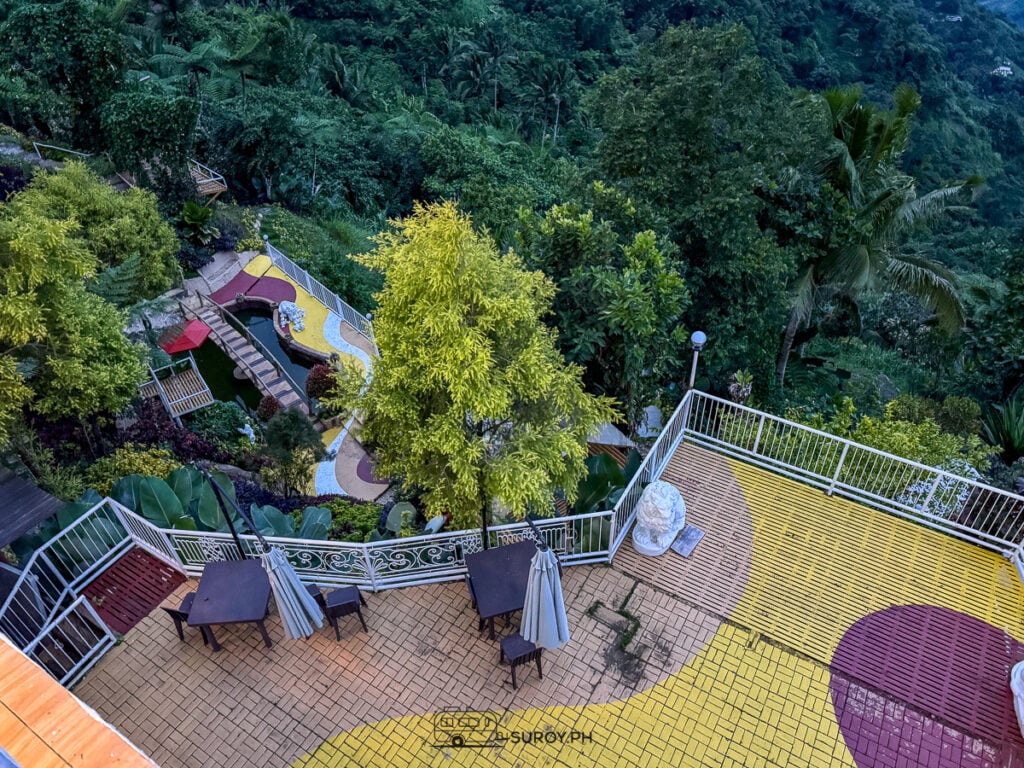 Take in the scenic beauty of Busay from Florentino’s outdoor deck, surrounded by lush greenery.