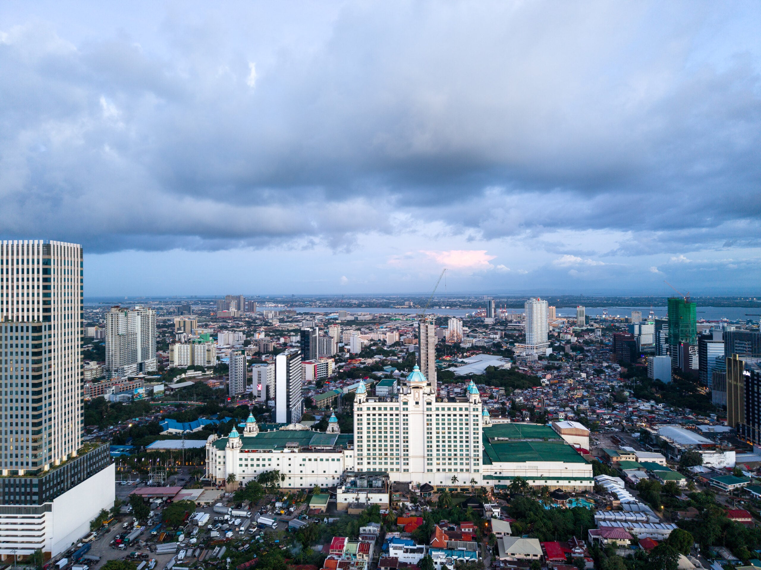 Waterfront Cebu City: The Fairytale Hotel Beside the Old Runway