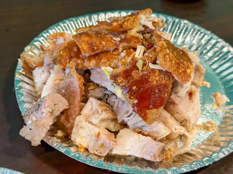 A plate of chopped boneless lechon belly with thick, blistered crackling skin at Tatang's in Apas, Cebu City
